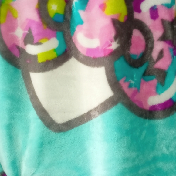 Hello kitty blanket - Picture 4 of 6